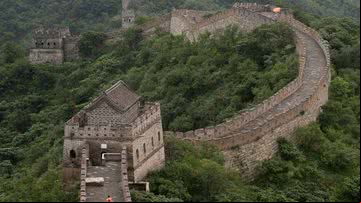 Imagem mostra a grandiosa Muralha da China - Getty Images