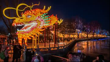 Fotografia tirada em 2024 em Beijing, na China, nas celebrações do Ano Novo Chinês - Getty Images