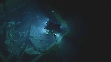 Pesquisadores desvendam mistérios junto ao USS Yorktown - Divulgação/NOAA Ocean Exploration