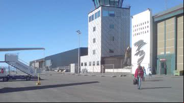 O Aeroporto de Svalbard - Domínio público