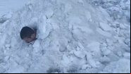 Suíço fica enterrado na neve por mais de duas horas e quebra recorde mundial - Divulgação/Guinness World Records