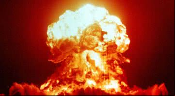 Imagem meramente ilustrativa de teste nuclear realizado pelos Estados Unidos em 1953 - Domínio Público